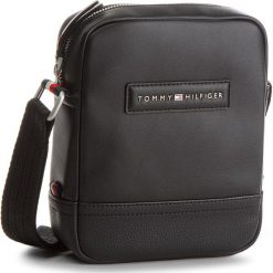Saszetka TOMMY HILFIGER - Corporate Mix Mini R AM0AM03442 002. Torby męskie na ramię marki Tommy Hilfiger. W wyprzedaży za 239.00 zł.