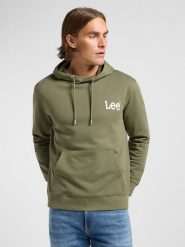 LEE MĘSKA BLUZA LEE WOBBLY LEE HOODIE MERCANTILE GREEN 112364106. Zielone bluzy nierozpinane męskie Lee, m, bez wzorów, bez ramiączek, bez kaptura. Za 179.99 zł.