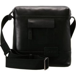 Strellson CONNOR SHOULDERBAG Torba na ramię black. Torby męskie na ramię Strellson. Za 589.00 zł.