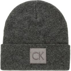 Czapka CALVIN KLEIN - Ck Beanie K50K503209 002. Czapki męskie marki Calvin Klein. W wyprzedaży za 159.00 zł.