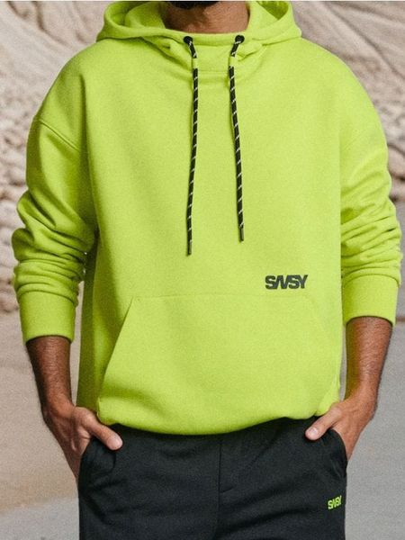 Bluza hoodie z wysokim kołnierzem - Inny. Bluzy nierozpinane męskie Sinsay, l, bez wzorów, bez ramiączek, bez kaptura. Za 59.99 zł.