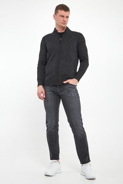 Jeansy męskie Chuck BRAX. Jeansy męskie Brax, bez wzorów, z jeansu. Za 539.00 zł.