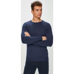 Wrangler - Sweter. Czarne swetry męskie Wrangler, z bawełny, z okrągłym kołnierzem, z krótkim rękawem. Za 199.90 zł.