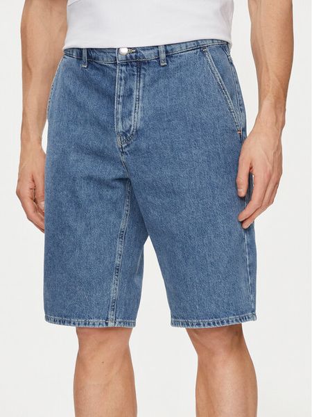 United Colors Of Benetton Szorty jeansowe 4GDTU900Q Niebieski Regular Fit. Niebieskie szorty męskie United Colors Of Benetton, bez wzorów, z bawełny. Za 279.99 zł.