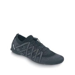 Buty Meindl Pure Freedom. Czarne buty trekkingowe męskie Meindl, bez wzorów, sportowe, bez obcasa, bez zapięcia. Za 649.00 zł.