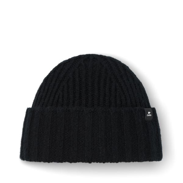 Czapka Basso Beanie męska czapka z dzianiny miękka wygodna z merynosów. Czarne czapki męskie Eisbar, bez wzorów, z bawełny, sportowe. Za 249.90 zł.