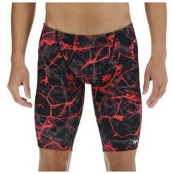 Spodenki treningowe do kolan TYR Synapse 610 - jammery L (UK36). Czerwone szorty sportowe męskie TYR, bez wzorów, sportowe. Za 219.00 zł.