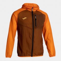 Kurtka do biegania męska Joma R-Trail Nature Raincoat. Brązowe kurtki treningowe męskie Joma, m, bez wzorów, bez kaptura, do biegania. Za 312.50 zł.