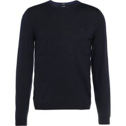 BOSS ATHLEISURE CAIO Sweter navy. Kardigany męskie marki BOSS ATHLEISURE. W wyprzedaży za 349.30 zł.