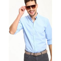 KOSZULA DŁUGI RĘKAW MĘSKA REGULAR FIT. Koszule męskie TOP SECRET. W wyprzedaży za 39.99 zł.