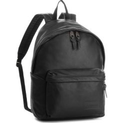 Plecak EASTPAK - Padded Pak'r EK620 Black Ink Leather 64O. Czarne plecaki męskie Eastpak, z materiału. W wyprzedaży za 529.00 zł.