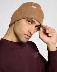 LEE RIBBED BEANIE MĘSKA CZAPKA ZIMOWA CIEPŁA CLOVE GREEN 112358302 LW81016312. Zielone czapki męskie Lee, na zimę, bez wzorów. Za 79.99 zł.
