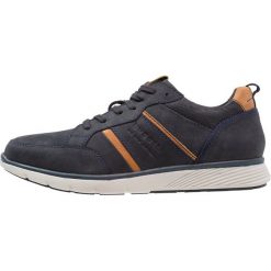 Bugatti OAK Sneakersy niskie dark blue. Buty sportowe na co dzień męskie Bugatti. Za 379.00 zł.