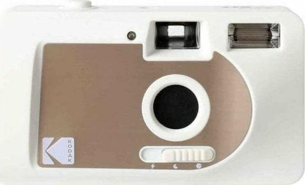 Aparat cyfrowy Kodak Aparat fotograficzny S-88. Aparaty kompaktowe Kodak. Za 316.18 zł.