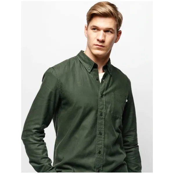 Timberland Koszula Ls Smith River Twill Shirt Slim , zielony, rozmiar M. Zielone koszule męskie Timberland, m, bez wzorów, z bawełny, bez kołnierzyka, bez ramiączek. Za 399.99 zł.