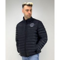 Kurtka jesienno-zimowa unisex Real Madryt ocieplana. Kurtki męskie Real Madrid, na zimę, l, bez wzorów, sportowe, bez ramiączek, bez kaptura. W wyprzedaży za 428.83 zł.