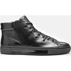 Czarne trampki męskie. Buty sportowe na co dzień męskie marki Kazar. Za 549.00 zł.
