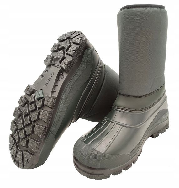 MAN SNOW SHOES WORKERX44S. Białe buty trekkingowe męskie DEMAR, bez wzorów, bez zapięcia. Za 156.87 zł.