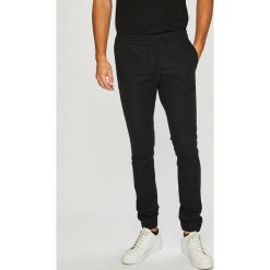 Produkt by Jack & Jones - Spodnie. Spodnie na co dzień męskie marki PRODUKT by Jack & Jones. W wyprzedaży za 79.90 zł.