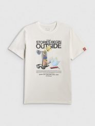 4F T-shirt regular z nadrukiem męski - biały M. Białe t-shirty męskie 4f, m, bez wzorów, z bawełny, bez kołnierzyka, bez ramiączek. Za 79.99 zł.