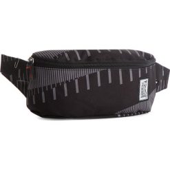 Saszetka nerka THE PACK SOCIETY - 181CPR782.70 Czarny. Saszetki męskie marki QUECHUA. Za 89.00 zł.