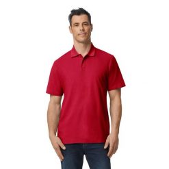 Męska Koszulka Polo Softstyle Pique. Czerwone koszulki polo męskie GILDAN, m, bez wzorów, bez kołnierzyka, bez ramiączek. Za 49.99 zł.