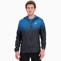 Kurtka wiatroszczelna męska do biegania i na szlak PERFORMANCE WINDBREAKER. Niebieskie kurtki męskie BODYCROSS, na zimę, m, bez wzorów, z materiału, bez kaptura, do biegania. Za 739.99 zł.