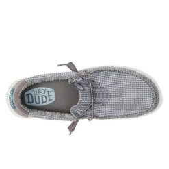 Tenisówki Hey Dude Model Wally Sport Mesh Kolor Szary. Szare trampki męskie PRO BRANDS, bez wzorów, z meshu, sportowe, bez zapięcia. Za 254.30 zł.