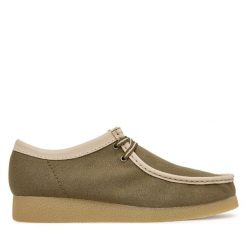 Półbuty Clarks. Zielone codzienne półbuty męskie Clarks, bez wzorów, bez obcasa, bez zapięcia. Za 429.99 zł.