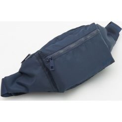 Saszetka nerka - Granatowy. Niebieskie saszetki męskie Reserved. Za 49.99 zł.