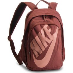 Plecak NIKE - BA5217 236. Brązowe plecaki męskie Nike, z materiału. W wyprzedaży za 149.00 zł.