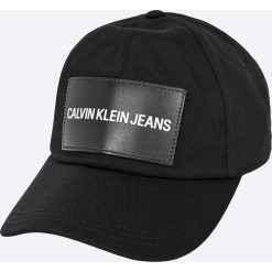 Calvin Klein Jeans - Czapka. Czarne czapki męskie Calvin Klein Jeans, z bawełny. W wyprzedaży za 119.90 zł.