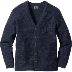 Kardigan z dzianiny o gładkim splocie Regular Fit bonprix ciemnoniebieski melanż. Kardigany męskie marki bonprix. Za 74.99 zł.