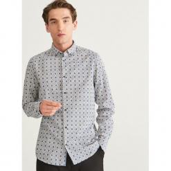 Wzorzysta koszula slim fit - Biały. Białe koszule męskie Reserved. Za 119.99 zł.