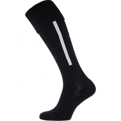 Getry piłkarskie - MA732052BK. Legginsy męskie marki New Balance. W wyprzedaży za 39.99 zł.