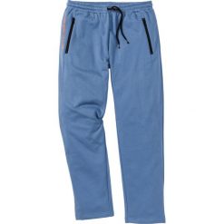 Spodnie sportowe Regular Fit bonprix niebieski dżins. Długie spodnie sportowe męskie marki bonprix. Za 37.99 zł.