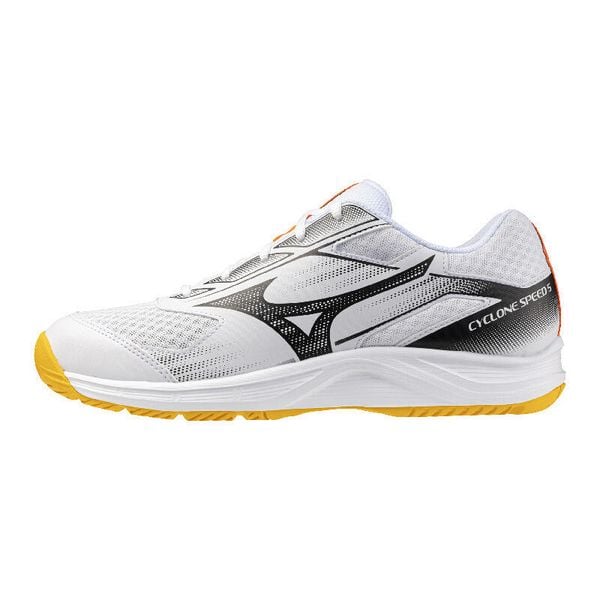 Buty halowe Mizuno Cyclone Speed 5. Białe buty do biegania męskie Mizuno, bez wzorów, bez zapięcia, do biegania. Za 229.99 zł.