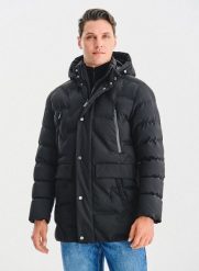 PAKO LORENTE – Czarna kurtka męska na zimę. Czarne kurtki męskie Pako Lorente, na zimę, m, bez wzorów, z poliamidu, bez ramiączek, z kapturem. Za 499.99 zł.