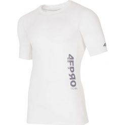 Koszulka baselayer 4FPro TSMF401 - biały allover. Bielizna termoaktywna męska marki 4f. W wyprzedaży za 39.99 zł.