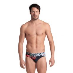 Kąpielówki Arena Splash Point Swim Briefs. Czarne kąpielówki męskie ARENA, m, bez wzorów, z materiału. Za 139.99 zł.