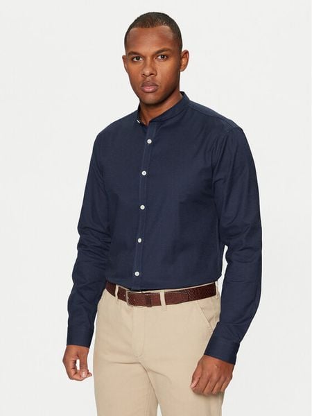 Lindbergh Koszula Oxford Manderin Superflex 30-203174A 1202431 Granatowy Slim Fit. Niebieskie koszule męskie Lindbergh, m, bez wzorów, z bawełny, bez kołnierzyka, bez ramiączek. Za 159.99 zł.