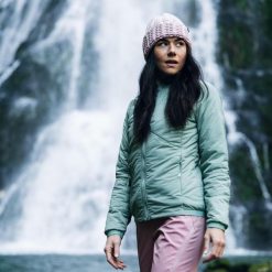 Czapka Eisbar Selda MÜ. Czerwone czapki męskie Eisbar, bez wzorów, z wełny, sportowe. Za 269.90 zł.