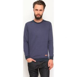 T-SHIRT DŁUGI RĘKAW MĘSKI W PASKI. Koszulki męskie z długim rękawem TOP SECRET. W wyprzedaży za 49.99 zł.
