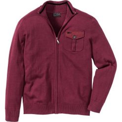 Sweter rozpinany Regular Fit bonprix ciemnoczerwony. Czerwone kardigany męskie marki bonprix. Za 49.99 zł.