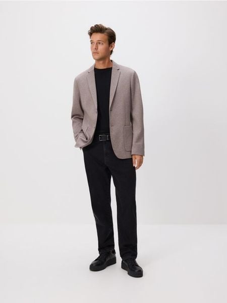 Marynarka regular z modalem - brązowy. Brązowe marynarki męskie Reserved, l, bez wzorów, z bawełny. W wyprzedaży za 159.99 zł.