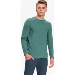 T-SHIRT DŁUGI RĘKAW Z APLIKACJĄ. Koszulki męskie z długim rękawem marki TOP SECRET. W wyprzedaży za 29.99 zł.