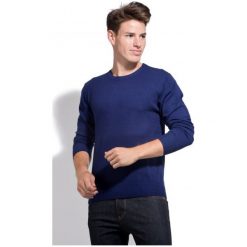 William de Faye sweter męski XL niebieski. Niebieskie swetry męskie William De Faye, bez wzorów, eleganckie, bez kołnierzyka, bez ramiączek. W wyprzedaży za 241.00 zł.