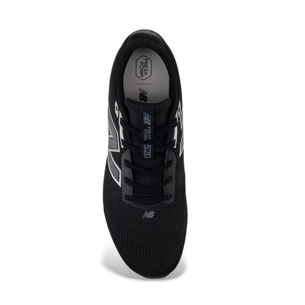 Buty do biegania męskie New Balance Lk9 M520. Czarne buty do biegania męskie New Balance, bez wzorów, z materiału, bez zapięcia, do biegania. Za 429.00 zł.