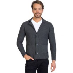 Sir Raymond Tailor sweter męski, M, ciemnoszary. Szare swetry męskie Sir Raymond Tailor, bez wzorów, bez kołnierzyka, bez ramiączek. W wyprzedaży za 209.00 zł.