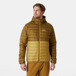 Ocieplana kurtka z kapturem Helly Hansen Banff. Brązowe kurtki męskie Helly Hansen, bez wzorów, z puchu, eleganckie, bez ramiączek, z kapturem. W wyprzedaży za 668.05 zł.